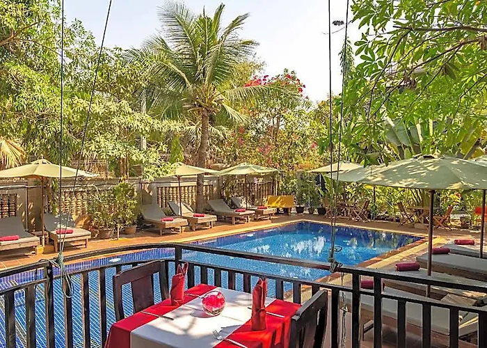 Hotel Reveal Courtyard In Reveal Angkor