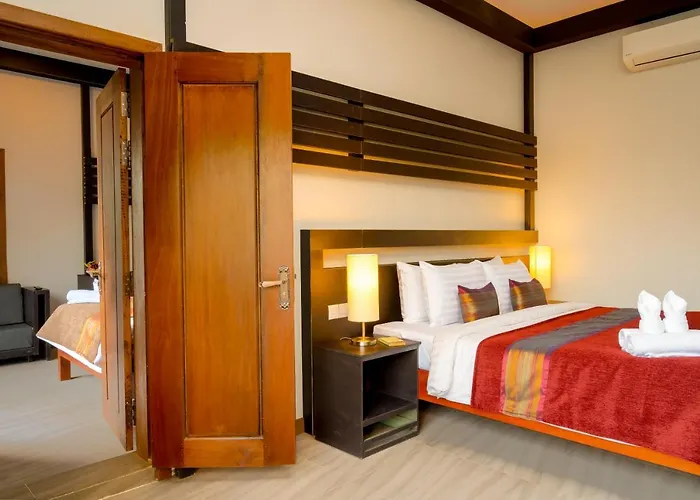Hotel Reveal Courtyard In Reveal Angkor 4*